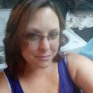 Meet your Posher, Leeann